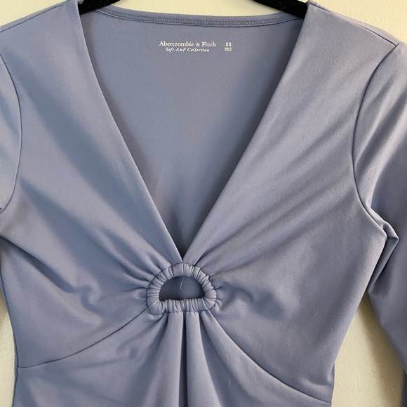 Key Hole Bodysuit - Picture 3 of 3